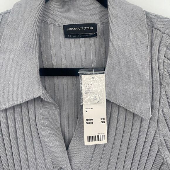 Urban Outfitters Women's Dylan Gray Collared Ribbed Flyaway Cardigan Medium NWT - Picture 3 of 9